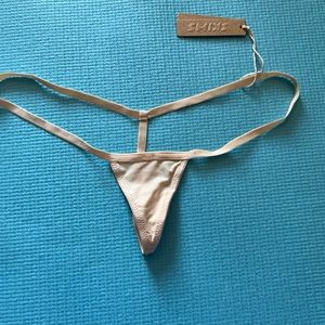 SKIMS underwear string thong